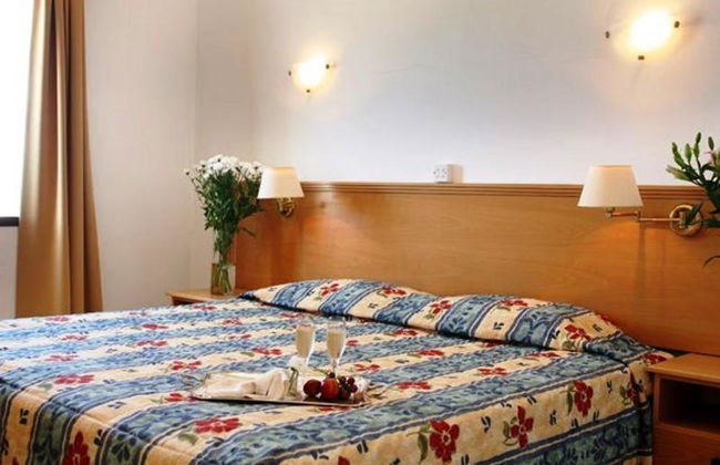 Stephanos Hotel Apartments - Photo 2