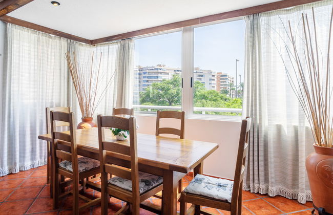 Apartamento de 4 quartos em Alicante com piscina e jardim - Foto 8