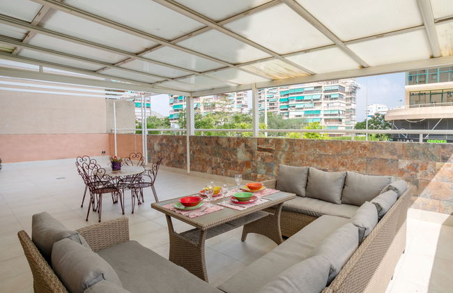 Apartamento de 4 quartos em Alicante com piscina e jardim - Foto 2