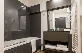 Photo 3 - 1 bedroom Apartment in Chamonix-Mont-Blanc with swimming pool and sauna