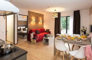 Photo 2 - 2 bedroom Apartment in Chamonix-Mont-Blanc with swimming pool and sauna