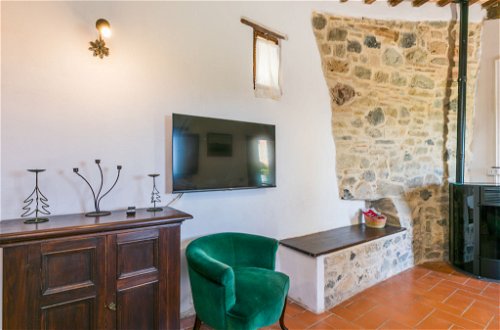 Foto 12 - Apartment mit 1 Schlafzimmer in Castelnuovo di Val di Cecina mit schwimmbad und garten