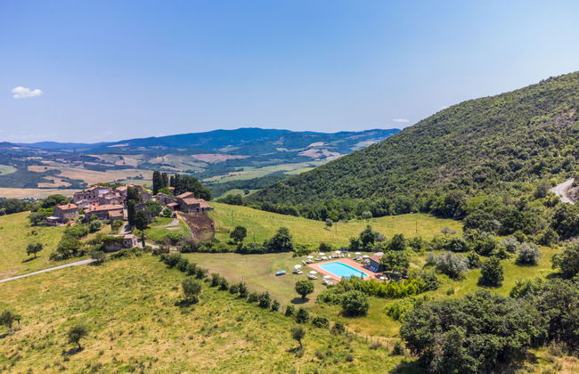 3 bedroom Apartment in Castelnuovo di Val di Cecina with swimming pool and garden - Photo 60