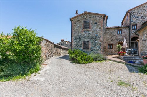 Foto 27 - Apartamento de 1 habitación en Castelnuovo di Val di Cecina con piscina y jardín