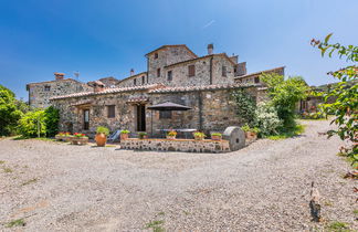 Foto 3 - Apartamento de 1 habitación en Castelnuovo di Val di Cecina con piscina y jardín