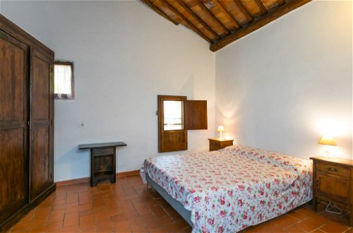 Foto 13 - Apartamento de 1 habitación en Castelnuovo di Val di Cecina con piscina y jardín