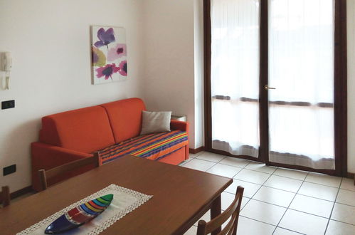 Foto 4 - Apartamento de 1 quarto em Lazise com piscina e vista para a montanha