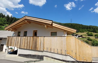 Photo 1 - Appartement de 2 chambres à Fließ avec jardin et terrasse