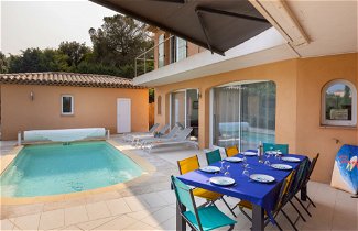 Foto 3 - Casa de 4 quartos em Fréjus com piscina privada e vistas do mar