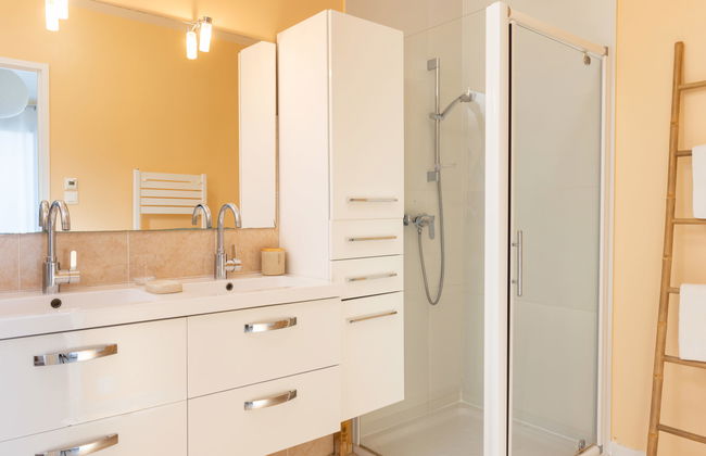 Casa de 5 quartos em Fréjus com piscina privada e jardim - Foto 16