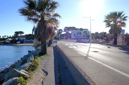 Photo 23 - Appartement de 2 chambres à Fréjus avec jardin et vues à la mer