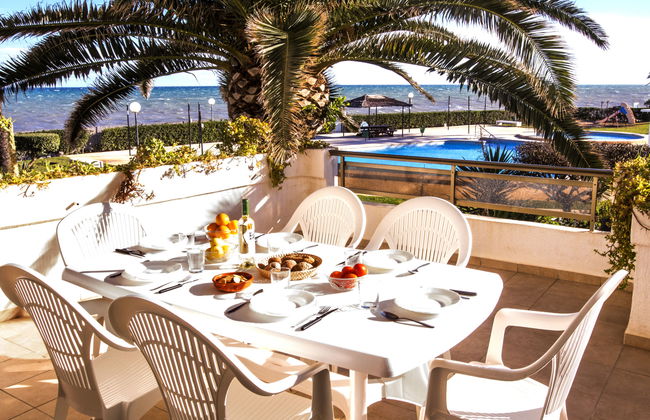 Casa de 4 quartos em Dénia com piscina e jardim - Foto 2