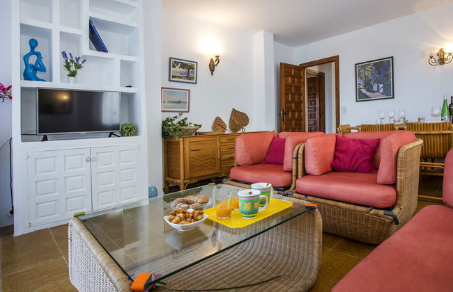 Casa de 4 quartos em Dénia com piscina e jardim - Foto 9