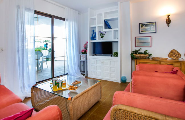 Casa de 4 quartos em Dénia com piscina e jardim - Foto 4