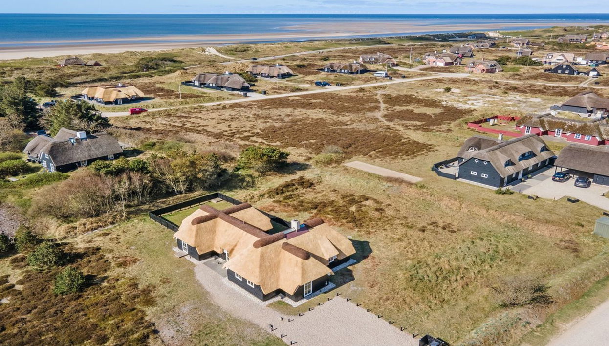 Casa de 4 quartos em Blåvand com terraço e sauna - Foto 1