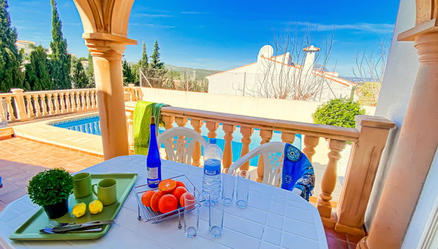 4 bedroom House in Jávea with private pool and garden - Photo 2
