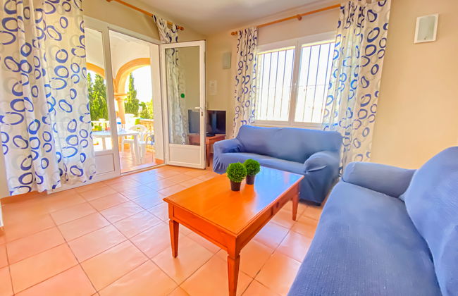 4 bedroom House in Jávea with private pool and garden - Photo 3