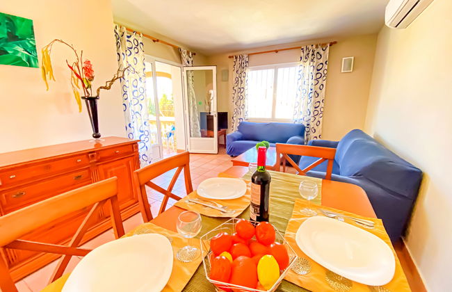 4 bedroom House in Jávea with private pool and garden - Photo 4