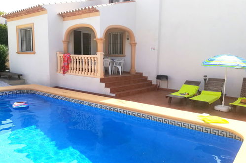 Foto 1 - Casa con 3 camere da letto a Jávea con piscina privata e giardino