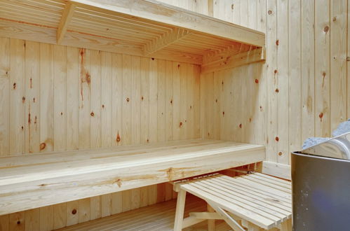 Foto 17 - Casa de 3 habitaciones en Vejers Strand con terraza y sauna