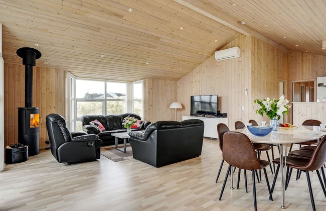 Casa de 3 quartos em Klitmøller com terraço e sauna - Foto 32