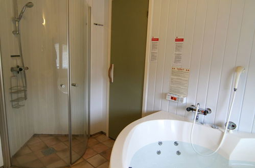 Foto 15 - Casa de 3 quartos em Rindby Strand com terraço e sauna