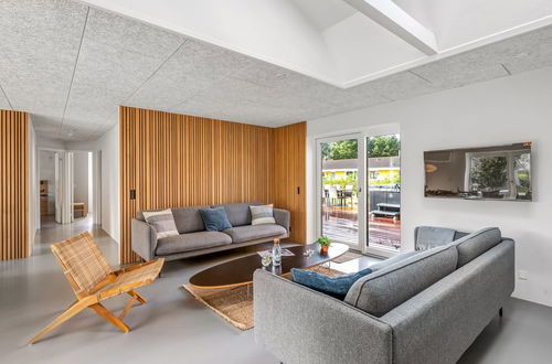 Photo 4 - 5 bedroom House in Blåvand with private pool and terrace