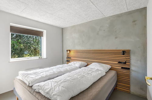Foto 19 - Casa con 5 camere da letto a Blåvand con piscina privata e terrazza