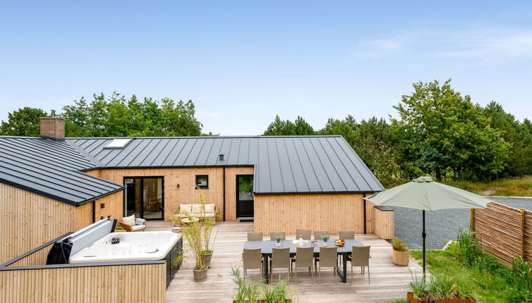 Foto 1 - Casa con 5 camere da letto a Blåvand con piscina privata e terrazza