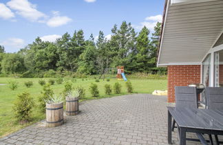 Photo 3 - Maison de 4 chambres à Oksbøl avec terrasse et sauna