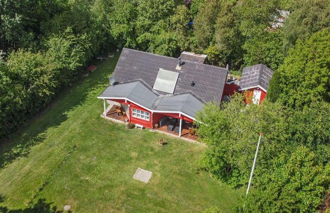 Casa de 2 quartos em Thyholm com terraço e banheira de hidromassagem - Foto 4