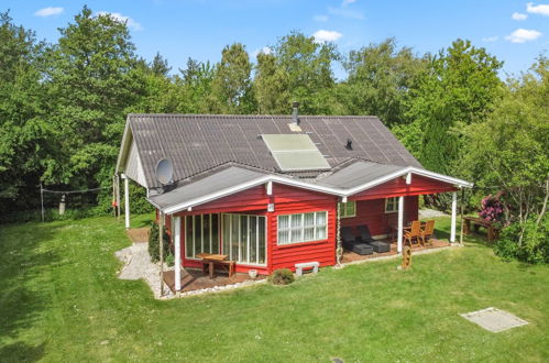 Foto 1 - Casa de 2 quartos em Thyholm com terraço e banheira de hidromassagem