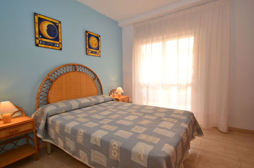 Foto 5 - Appartamento con 2 camere da letto a Salou con piscina e vista mare