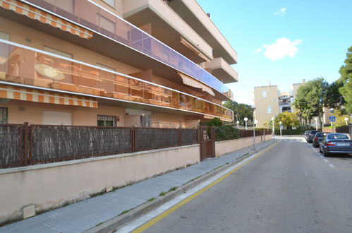 Foto 26 - Apartamento de 2 quartos em Salou com piscina e jardim