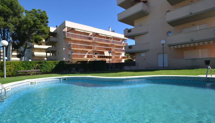 Photo 1 - 2 bedroom Apartment in Salou with swimming pool and sea view