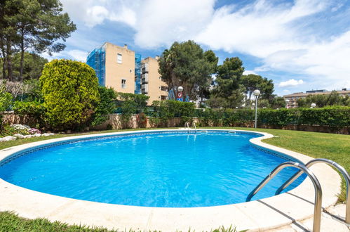 Foto 1 - Appartamento con 2 camere da letto a Salou con piscina e giardino