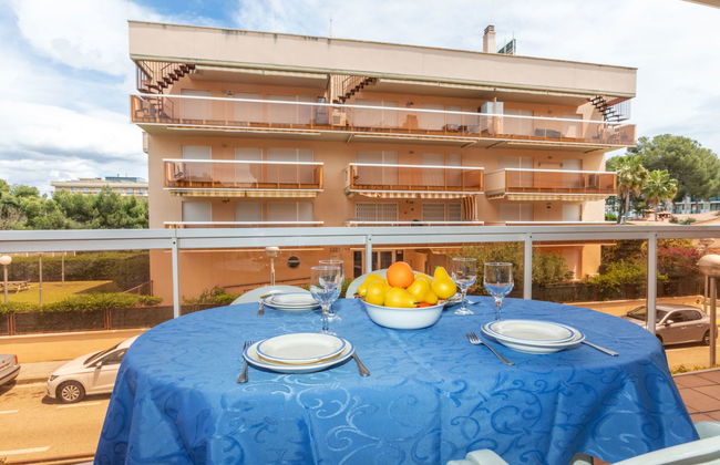 Apartamento de 3 quartos em Salou com piscina e jardim - Foto 2