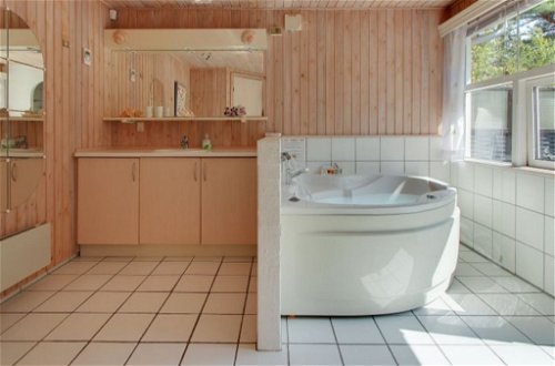 Foto 13 - Casa con 4 camere da letto a Nexø con terrazza e sauna