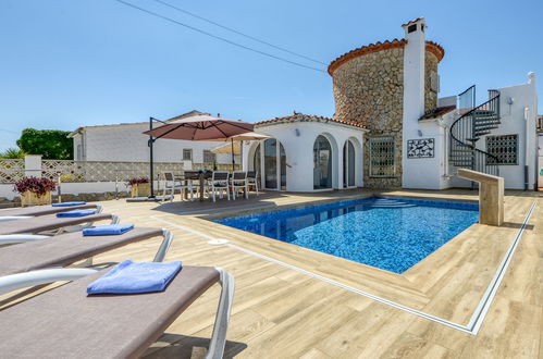 Foto 32 - Casa de 3 quartos em Castelló d'Empúries com piscina privada e jardim