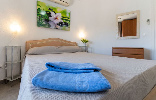 5 bedroom House in Castelló d'Empúries with private pool and garden - Photo 28