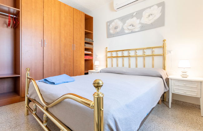 5 bedroom House in Castelló d'Empúries with private pool and garden - Photo 20