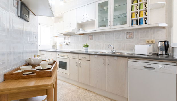 5 bedroom House in Castelló d'Empúries with private pool and garden - Photo 4