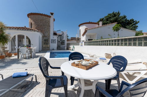 Photo 36 - Maison de 3 chambres à Castelló d'Empúries avec piscine privée et vues à la mer