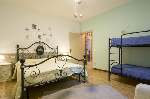 Foto 25 - Apartamento de 3 habitaciones en Larciano con piscina privada y jardín