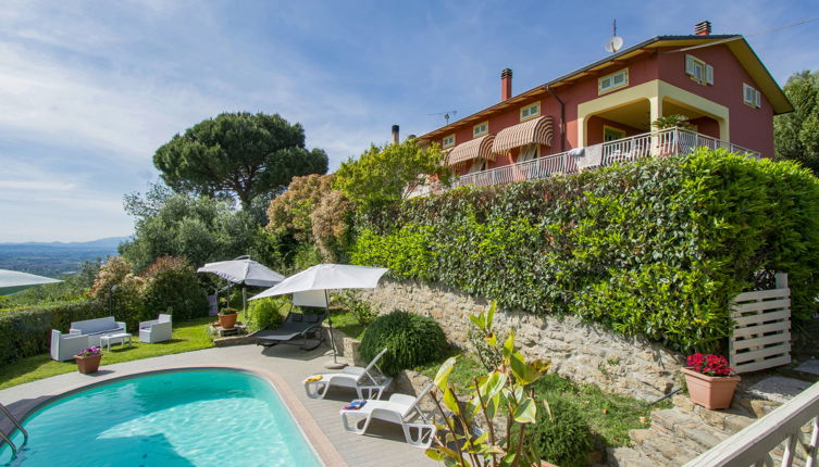 Foto 1 - Apartamento de 3 habitaciones en Larciano con piscina privada y jardín