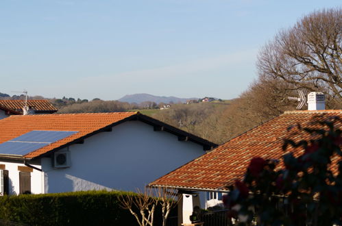 Foto 36 - Casa con 3 camere da letto a Urrugne con piscina privata e vista mare