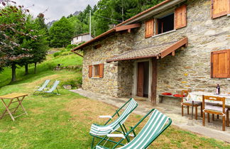 Foto 3 - Casa de 2 habitaciones en Plesio con jardín y vistas a la montaña