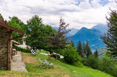 Photo 23 - Maison de 2 chambres à Plesio avec jardin et vues sur la montagne