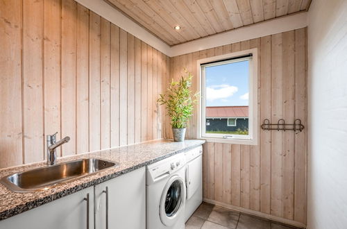 Foto 12 - Casa de 4 quartos em Hvide Sande com terraço e sauna