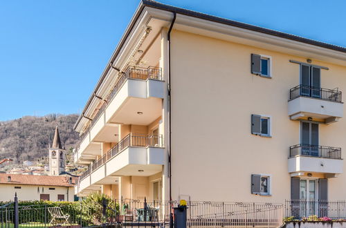 Foto 1 - Apartamento de 2 quartos em Gravedona ed Uniti com jardim
